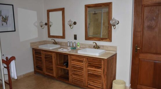Karen Blixen Cottages 2