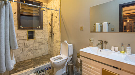 5 volcanoese hotel 5