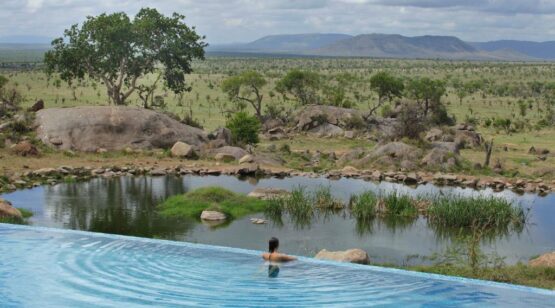 Four Seasons Safari Lodge 1