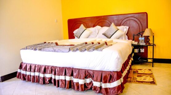 Crest Safari Lodge, Wildlife Safari, Tanzania Wildlife Safari, Tanzania Cultural Experience, Wildlife & Cultural Safari